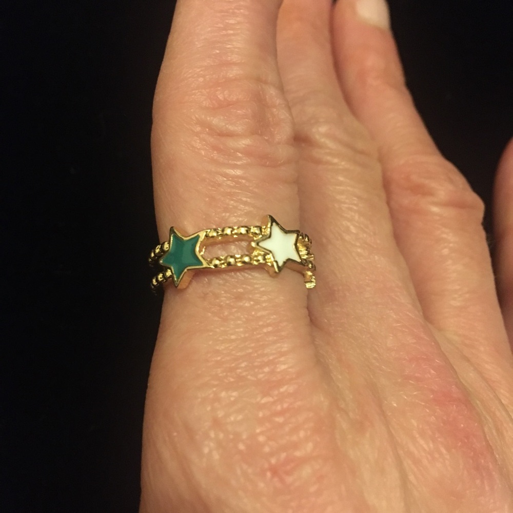 Gold Tone Star Ring with Green and White Accents